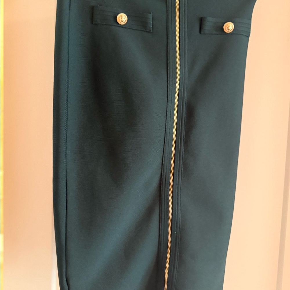 Elegant Dark Green Zip-Up Skirt